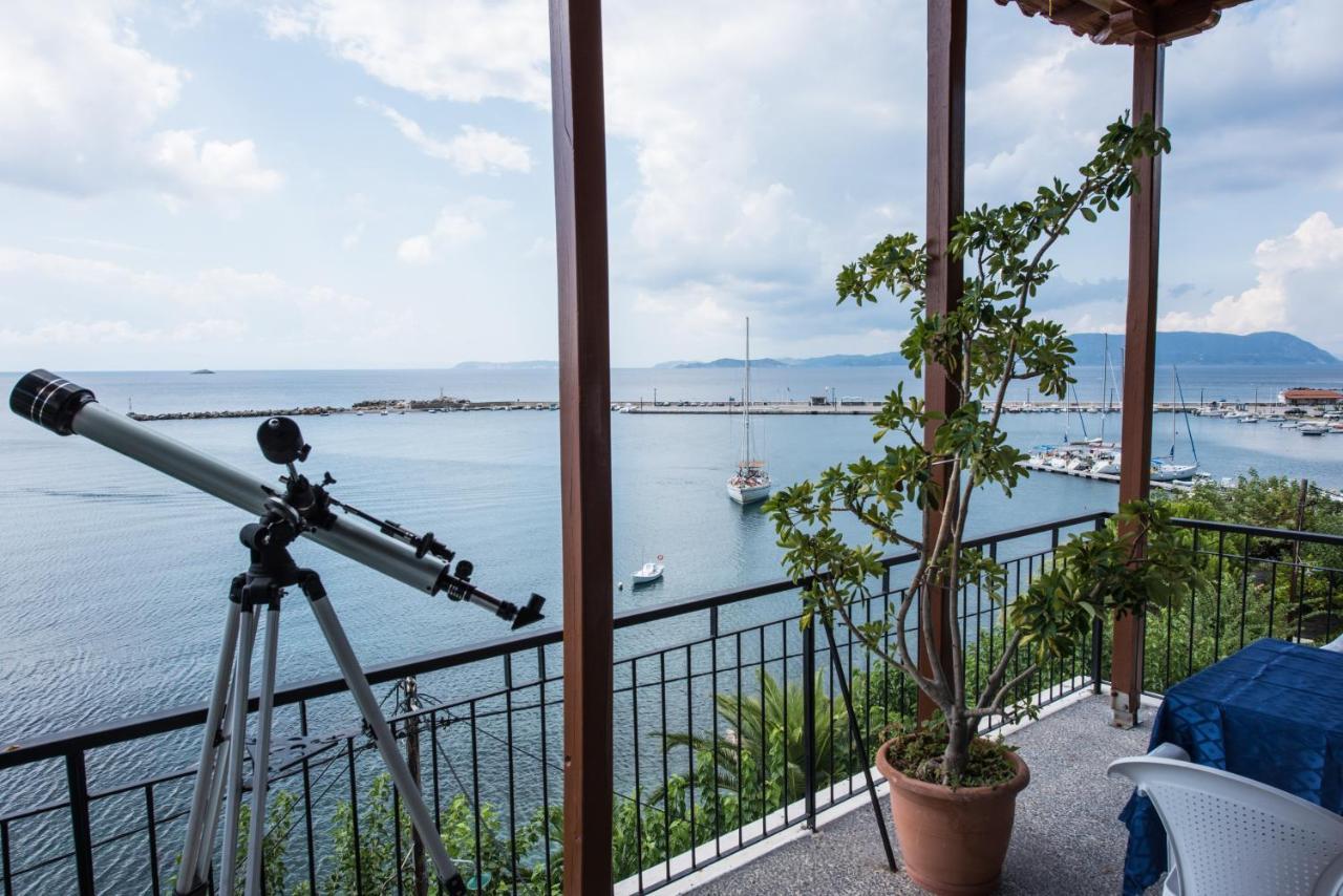 Orfanos Loutraki Rooms Exterior foto