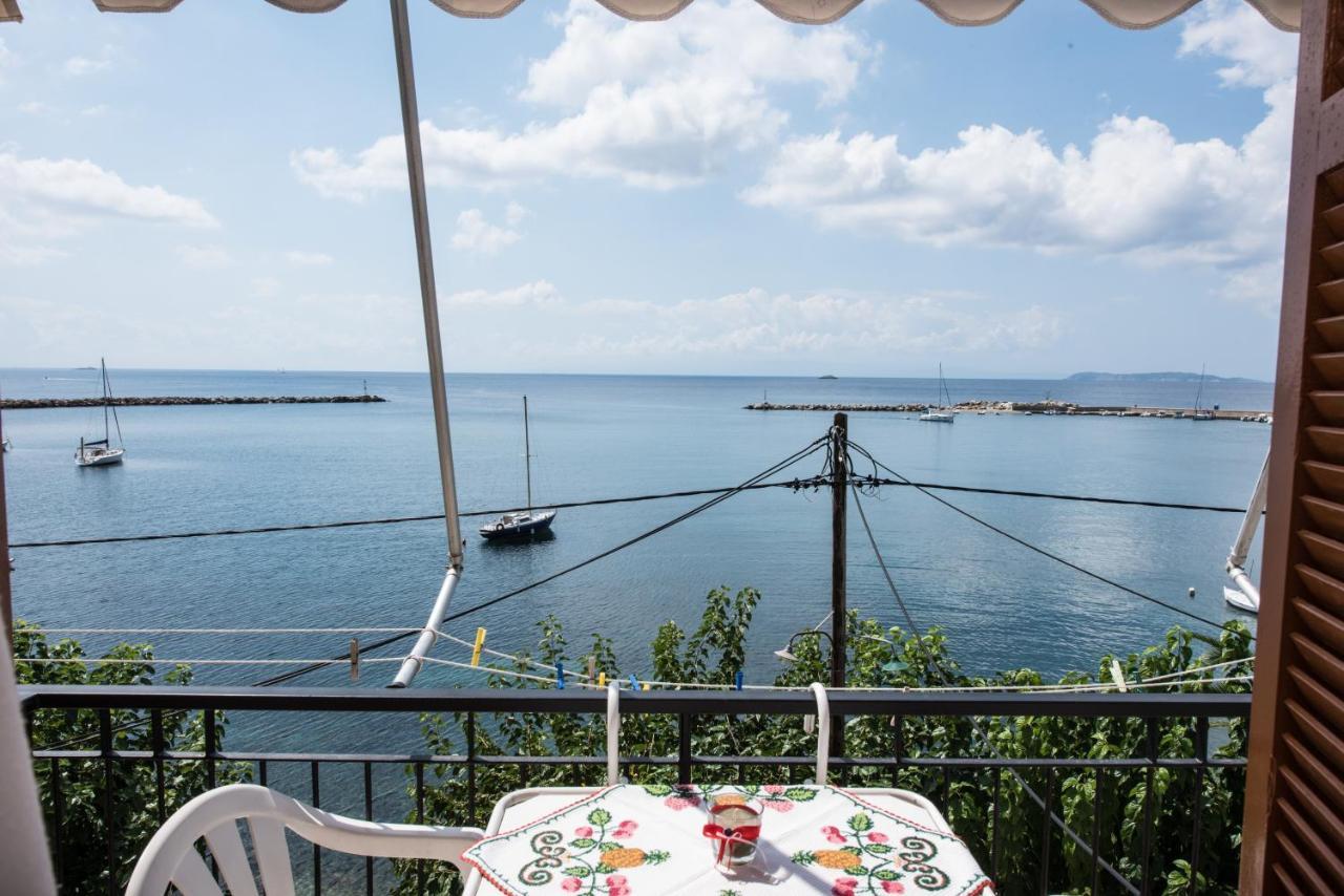 Orfanos Loutraki Rooms Exterior foto